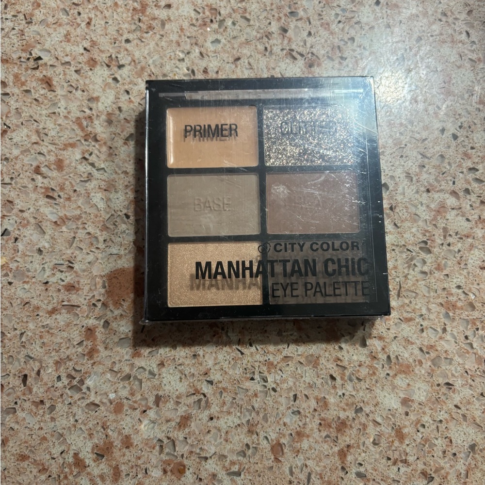 🚨City Color Gold and Brown Eyeshadow Palette